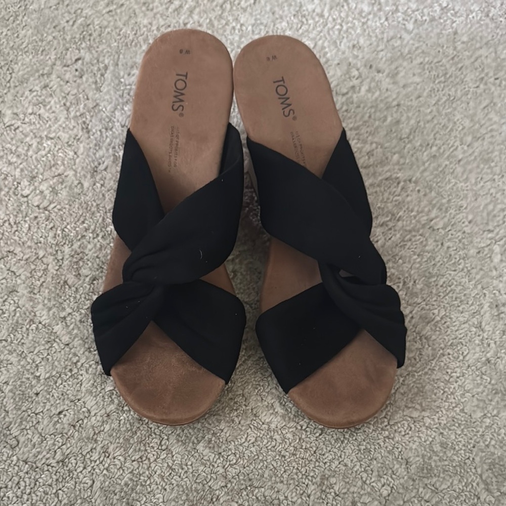 TOMS Women's Black Knotted Sandals